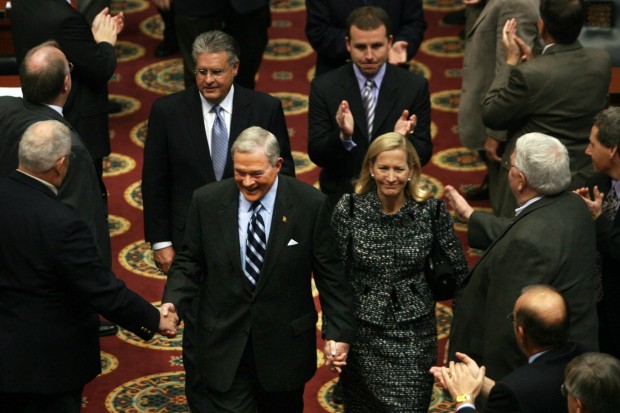 Sen. Kit Bond announces in 2009 that he won't seek a fifth term